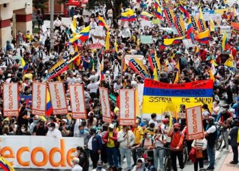 Incendio en el barrio San Miguel: noche de angustia y respuesta oportuna