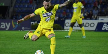Atlético Bucaramanga venció 2-0 a Llaneros y se afianza como líder