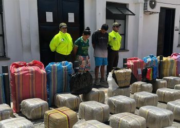 Policía Metropolitana de Bucaramanga incauta más de 2 toneladas de estupefacientes y captura a dos integrantes de “La Oficina del Sur”