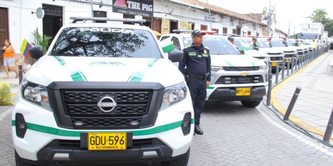 Santander refuerza su seguridad con entrega de parque automotor y nuevos convenios municipales