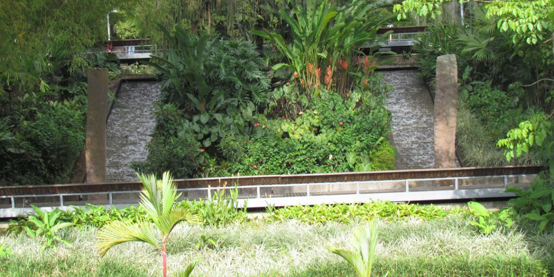 Floridablanca: suspensión temporal del servicio de agua este miércoles por obras de pavimentación