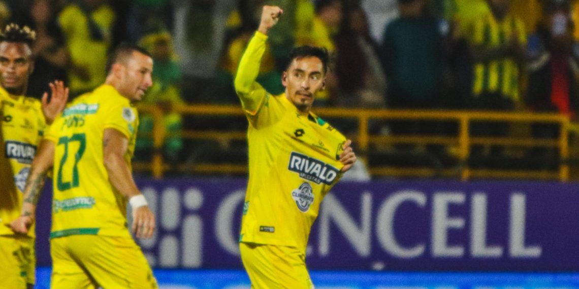 Bucaramanga ruge en Techo y sigue soñando con la final