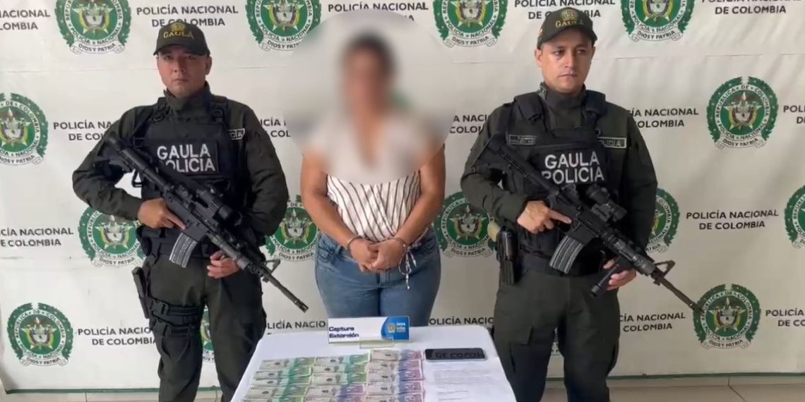 “Alias ‘Katy’ capturada por extorsión: alerta a las mujeres sobre los riesgos del engaño y la presión”