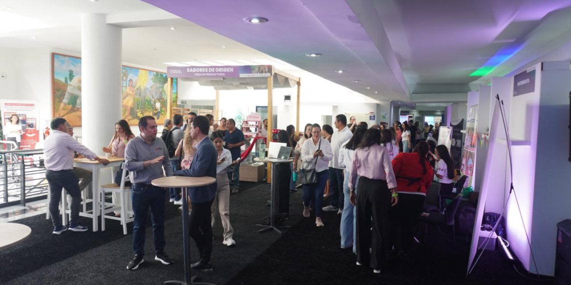 Centro de Conexiones fortaleció el tejido empresarial de Santander y presentó avances en reindustrialización