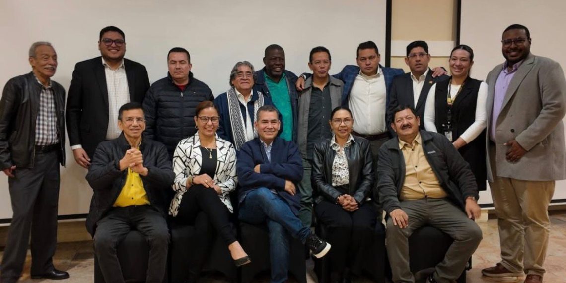 ¡Atención! Unidad política por el magisterio: FECODE y congresistas impulsan la restitución de la mesada 14