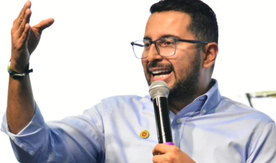 Procuraduría abre indagación contra nuevo alcalde de Bucaramanga por apoyo a aspirante al Senado