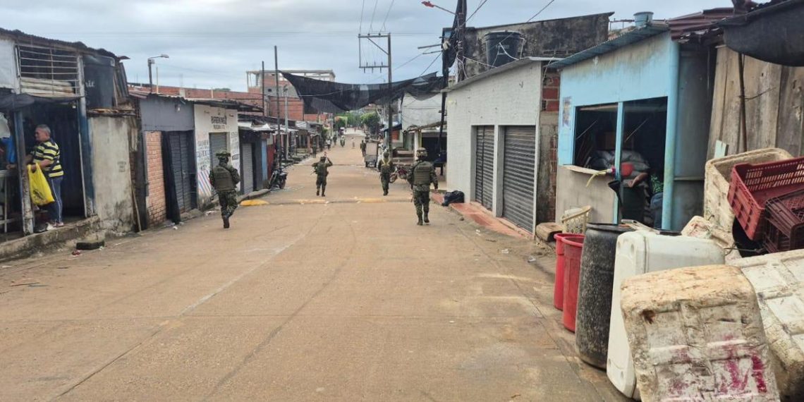 A un año del escalamiento de la violencia en el Catatumbo, persisten los enfrentamientos entre grupos armados ilegales