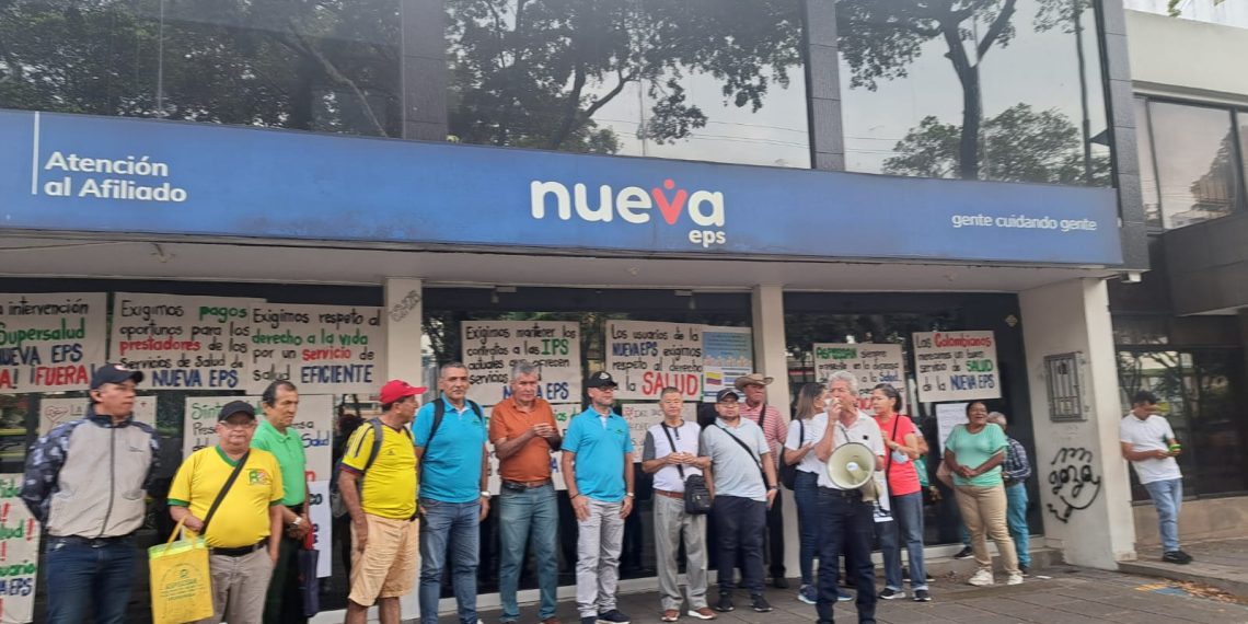Sanción judicial a directiva de Nueva EPS en Bucaramanga reaviva debate sobre responsabilidades en el sistema de salud
