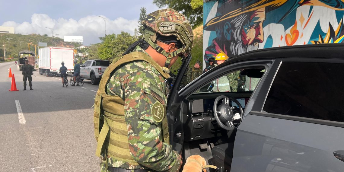 Ejército refuerza seguridad en Santander ante amenaza de paro armado del ELN