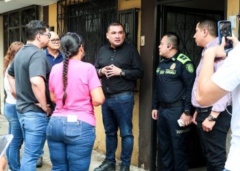 Alcalde de Floridablanca refuerza seguridad en Asovilagos tras ataques a viviendas: patrullaje permanente y llamado a instalar cámaras
