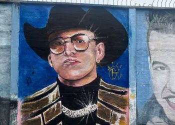 Bucaramanga honra la memoria de Yeison Jiménez con un mural en Toledo Plata
