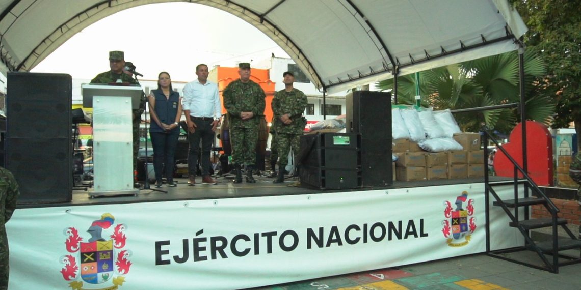 Se entregan 1,5 toneladas de ayudas a familias damnificadas por lluvias en Lebrija, Santander