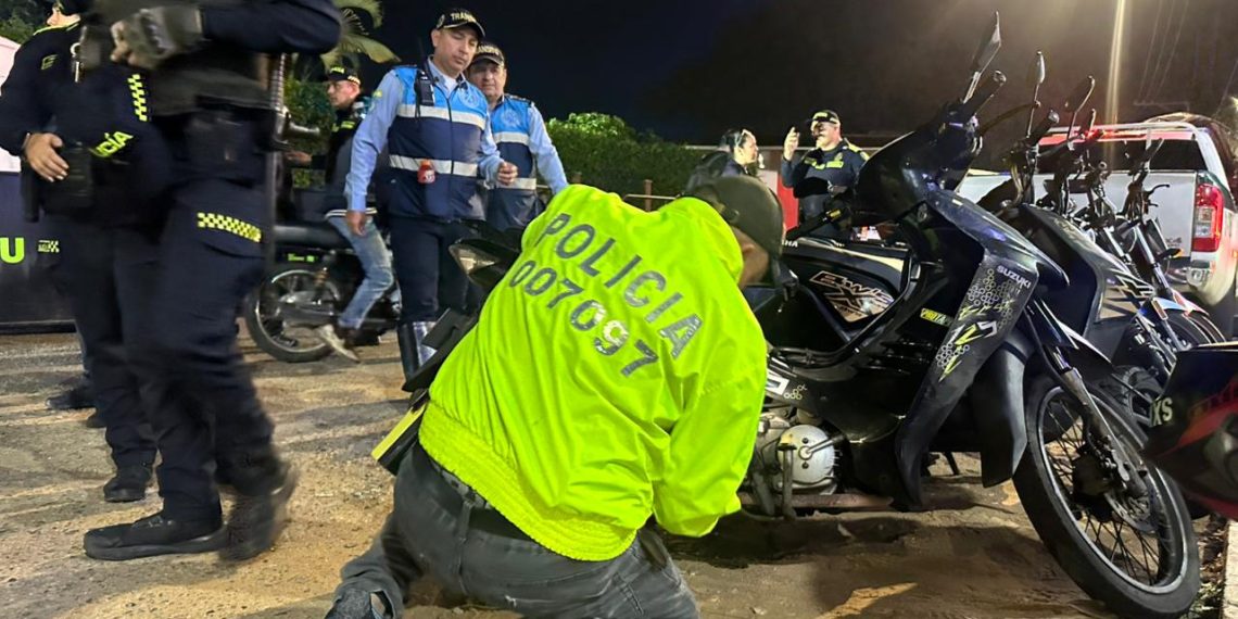Megaoperativo en el barrio Mutis: con 200 policías inmovilizan 50 motos este fin de semana y captura tras atropello a menor
