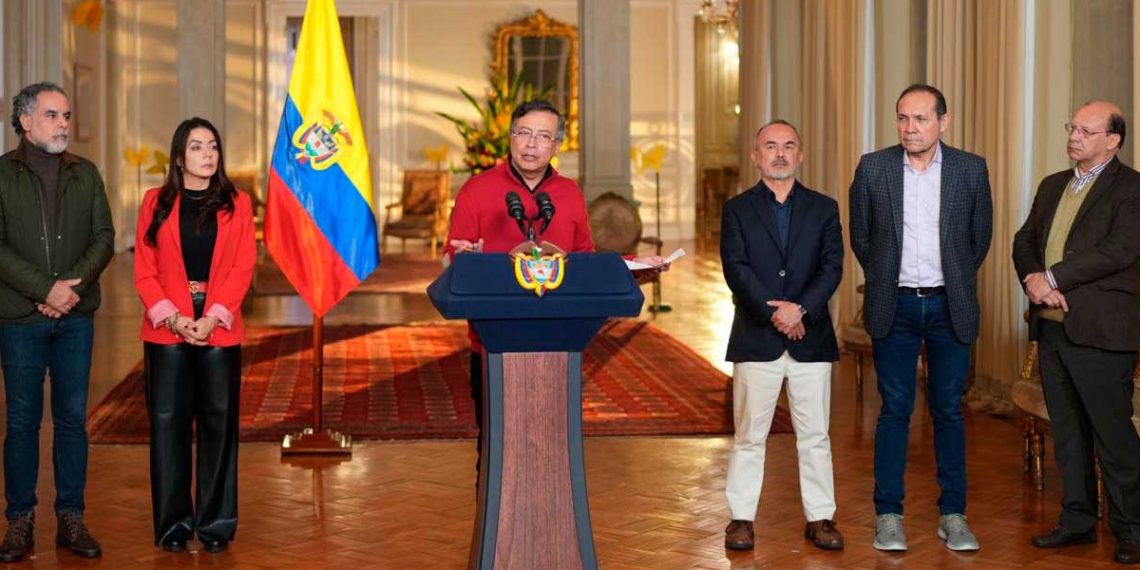 Gobierno pedirá aclaración al Consejo de Estado pero insistirá en mantener el salario mínimo