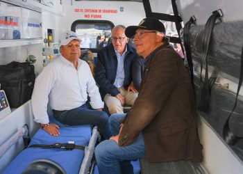 Gobierno del cambio anuncia medidas contra irregularidades en el sistema de salud