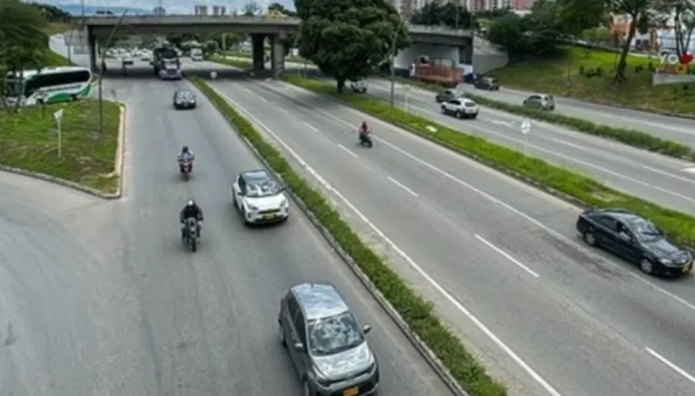 Floridablanca alista inicio de obras del tercer carril con un plan para reducir los trancones