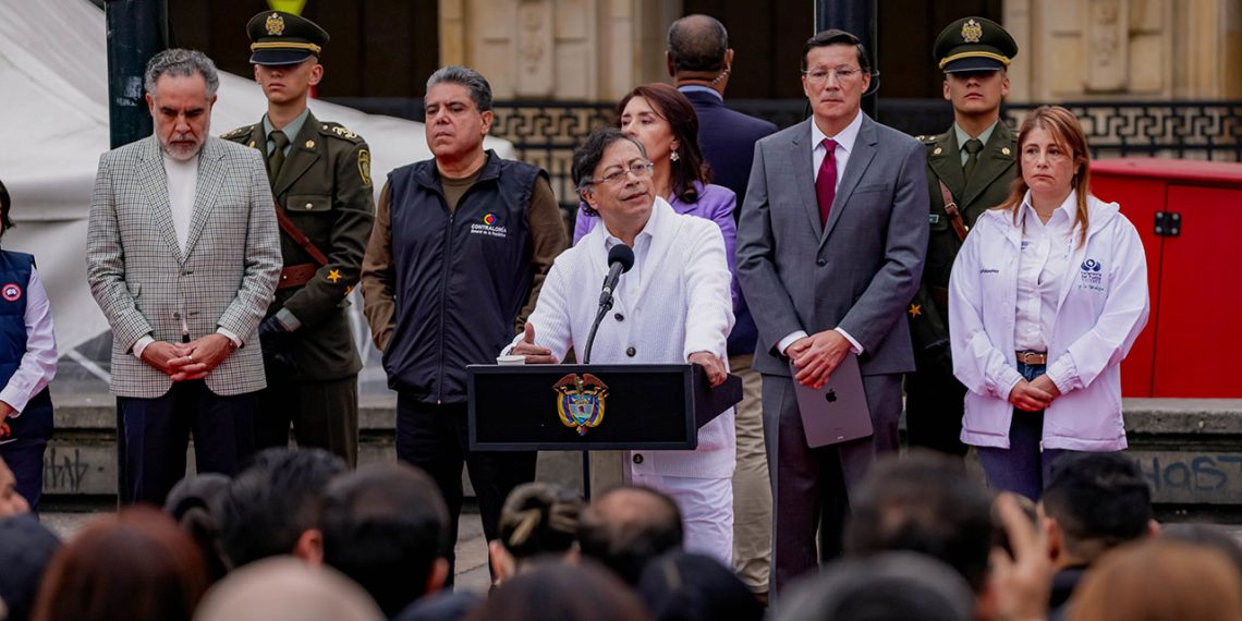 Petro denuncia intento de “fraude electoral” y acusa a la Registraduría y Procuraduría