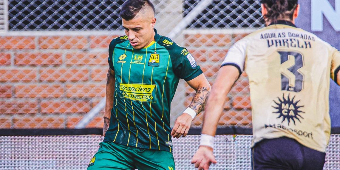 Águilas frena el ímpetu ‘Leopardo’ con un 2-1 sufrido