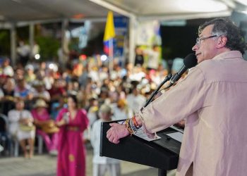 Petro impulsa constituyente con cuenta personal: solo dos capítulos nuevos y meta de 5 millones de firmas