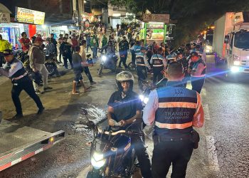Siguen los controles en Bucaramanga: más de 250 motocicletas inmovilizadas en megaoperativos contra piques ilegales