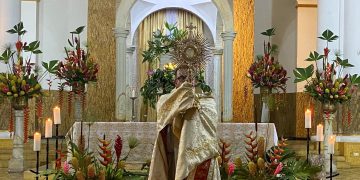 Fe y devoción marcan la celebración del Corpus Christi en Santander