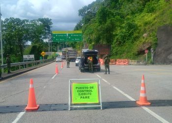 Más de 500 soldados refuerzan la seguridad en las carreteras del nororiente colombiano durante los puentes festivos y vacaciones escolares