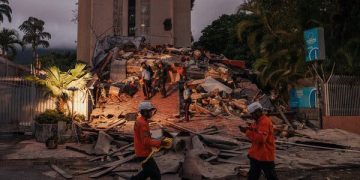 Más de 17 países se unen al rescate en Venezuela: continúa la búsqueda de sobrevivientes entre los escombros