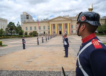 Colombia se alista para un nuevo gobierno mientras crece el análisis sobre el legado de Gustavo Petro