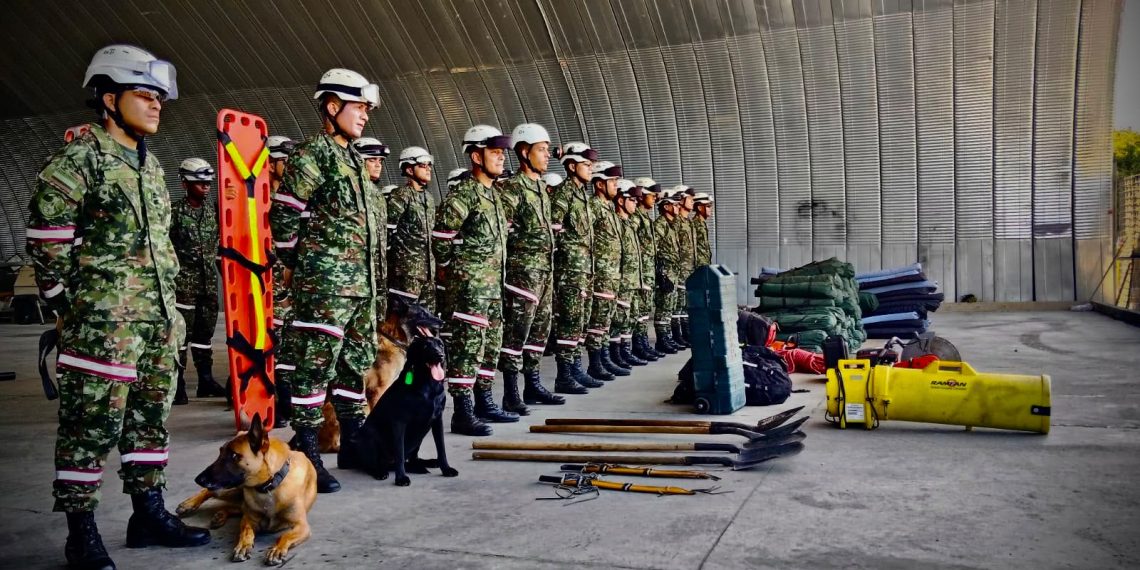 Cinco pelotones del Ejército listos para apoyar rescate tras el sismo