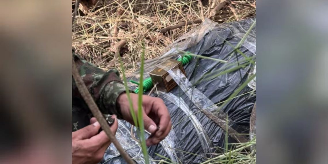 Ejército halló más de 100 kilos de explosivos en zona rural de Charta