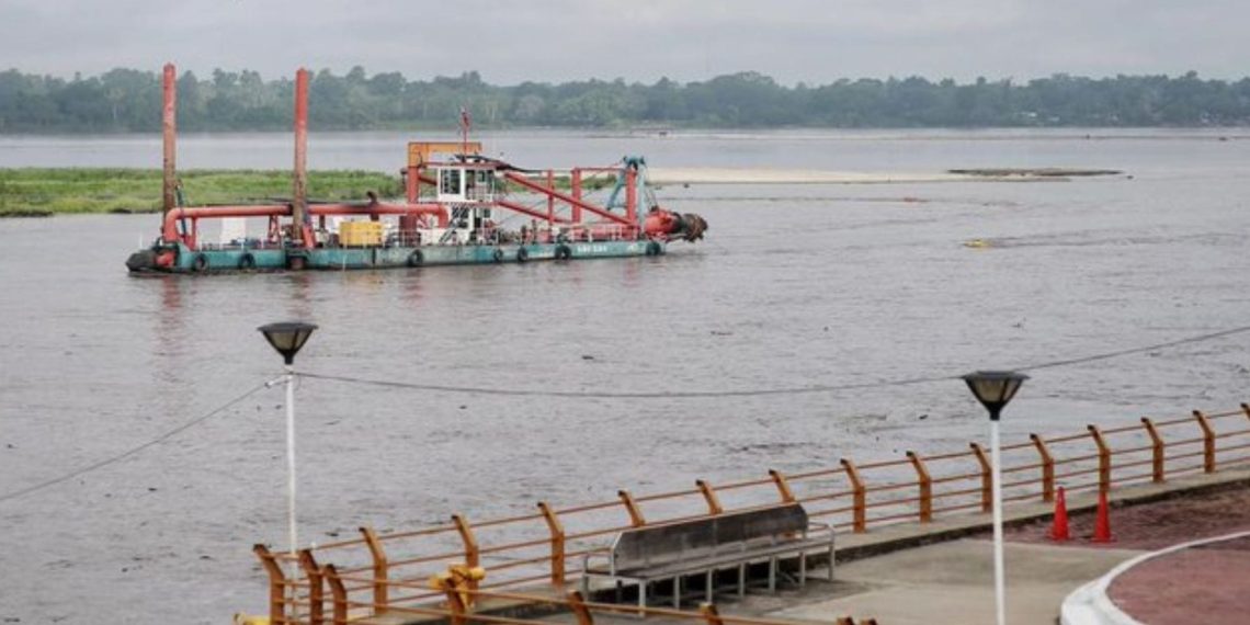 El río Magdalena sigue bajando en Barrancabermeja: la sequía pone a prueba la respuesta ante la emergencia del agua